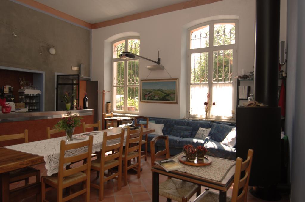 אלבה Locanda Del Barbaresco מראה חיצוני תמונה